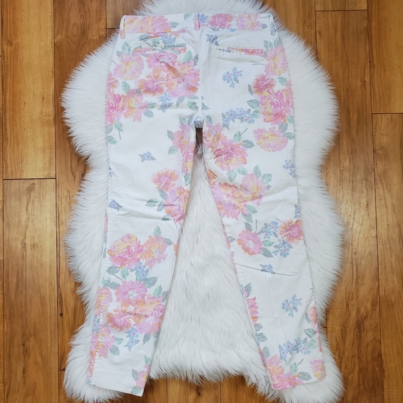 Old Navy Pixie Floral Chino Pants - Picture 8 of 13